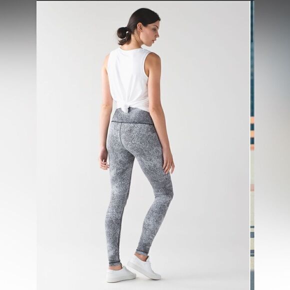 Lululemon Wunder Under Pant Hi-Rise Luon Spray Jacquard White Black 12 - Picture 2 of 7